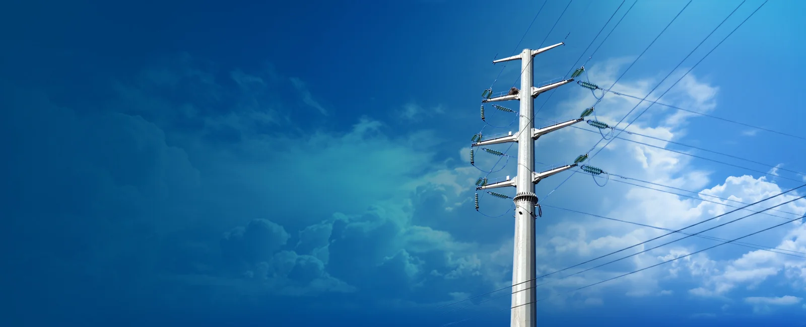 Skipper Standard Class Poles:
Light in weight, heavy on performance.